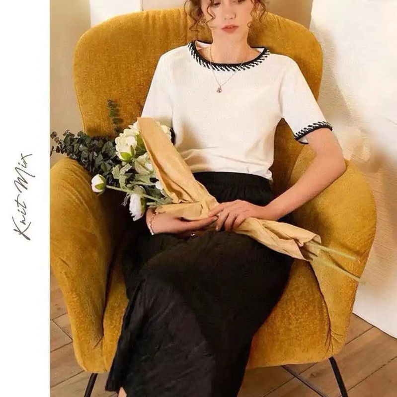 Chanel Chanel White Cotton T-shirt with Black Trim 0089 Size L / US 10 / IT 46 - 9 Thumbnail