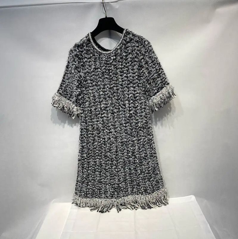 Chanel Chanel Multi-Color Winter Short Sleeve Dress 0089 Size M / US 6-8 / IT 42-44 - 2 Thumbnail