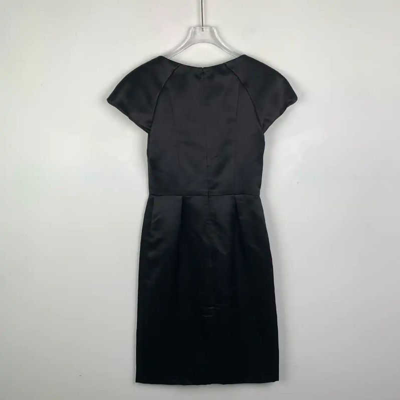 Chanel Chanel Black Silk Dress in XS Size 0089 Size XS / US 0-2 / IT 36-38 - 2 Thumbnail