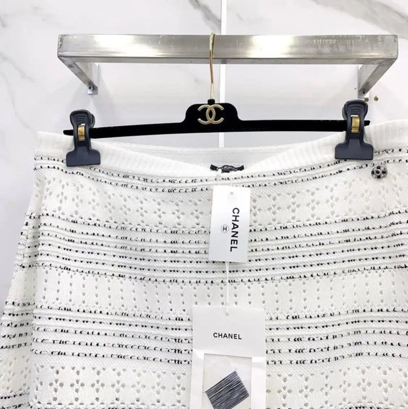 Chanel Chanel White Cotton Women's Skirt 0089 Size 30" / US 8 / IT 44 - 4 Thumbnail