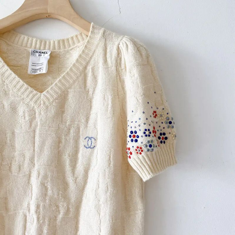 Chanel Chanel Spring Autumn Beige Cashmere Knit Short Sleeve T-shirt 0089 Size M / US 6-8 / IT 42-44 - 3 Thumbnail