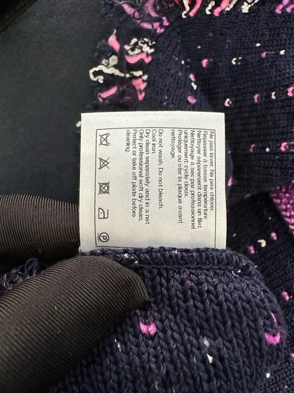 Chanel Chanel Black Cotton Women's T-shirt Size L 0089 Size L / US 10 / IT 46 - 7 Thumbnail