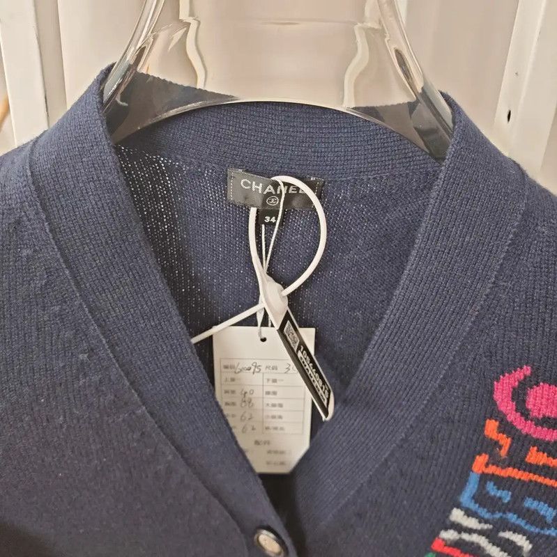 Chanel Chanel Navy Cashmere Women's Cardigan 0089 Size XS / US 0-2 / IT 36-38 - 4 Thumbnail