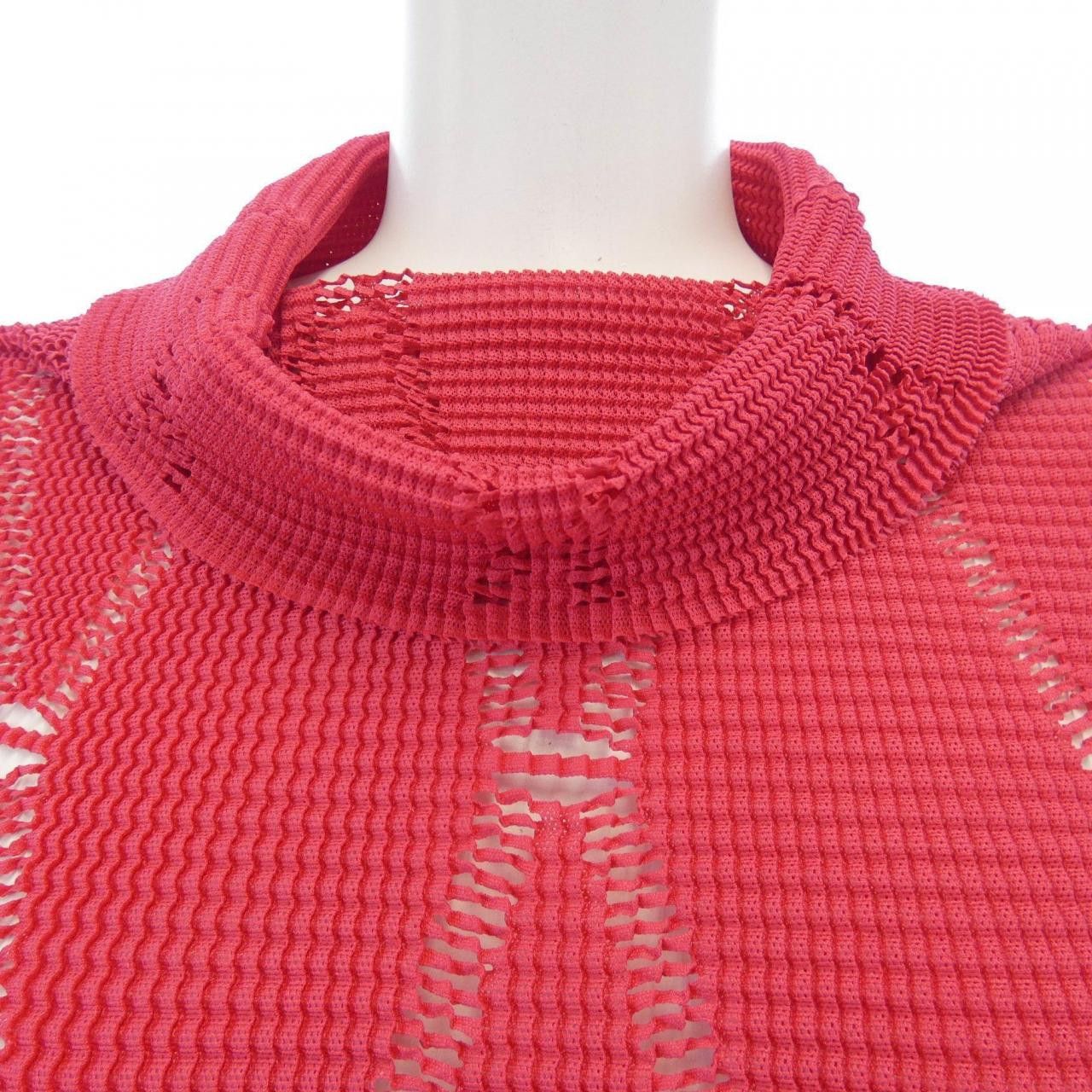Issey Miyake Issey Miyake me ISSEY MIYAKE Top Others Tops MI31KJ233 DUTY FREE for USA Size ONE SIZE - 5 Thumbnail