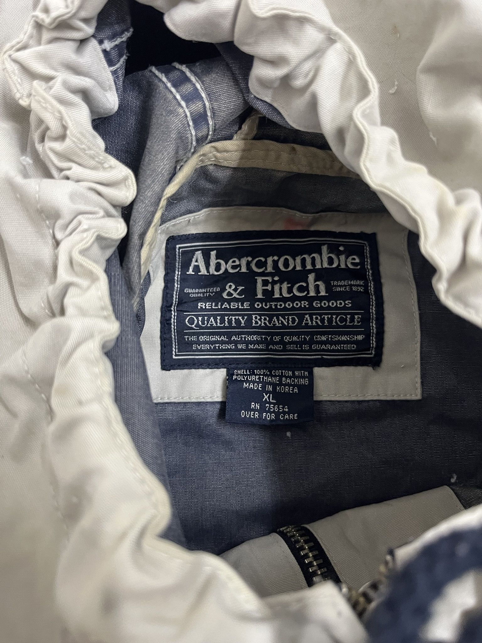 Vintage Vintage Y2K 2000s Abercrombie and Fitch Distressed Hooded Jacket Size XL Size US XL / EU 56 / 4 - 3 Thumbnail
