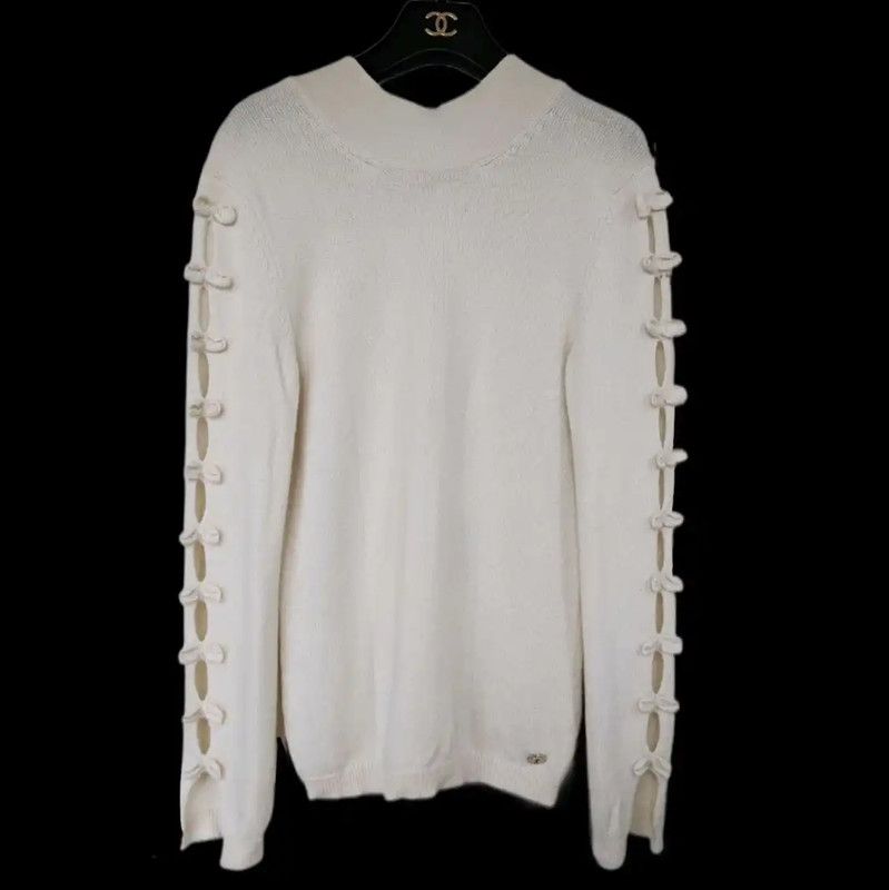 Chanel Chanel White Wool Long Sleeve Sweater 0089 Size M / US 6-8 / IT 42-44 - 2 Thumbnail