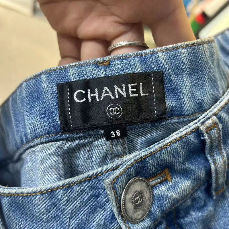 Chanel Chanel Blue Cotton Embroidered Jeans for Women 0089 Size 28" / US 6 / IT 42 - 3 Thumbnail