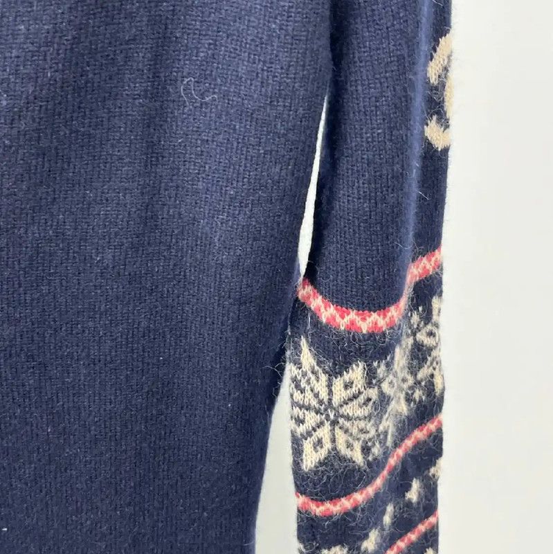 Chanel Chanel Navy Wool Sweater for Women 0089 Size M / US 6-8 / IT 42-44 - 3 Thumbnail