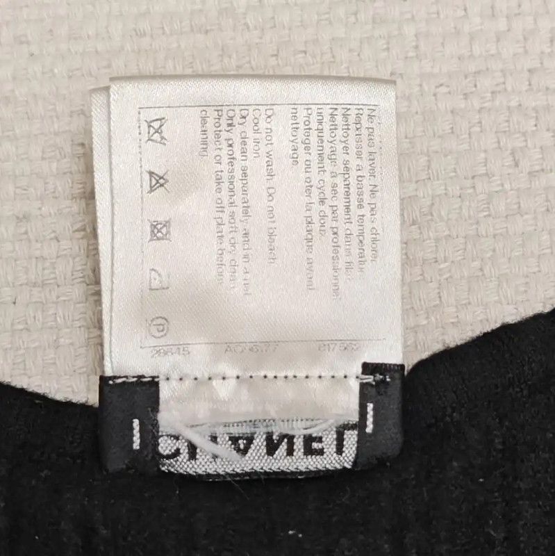 Chanel Chanel Black Wool Blend Midi Dress for Women 0089 Size XS / US 0-2 / IT 36-38 - 7 Thumbnail