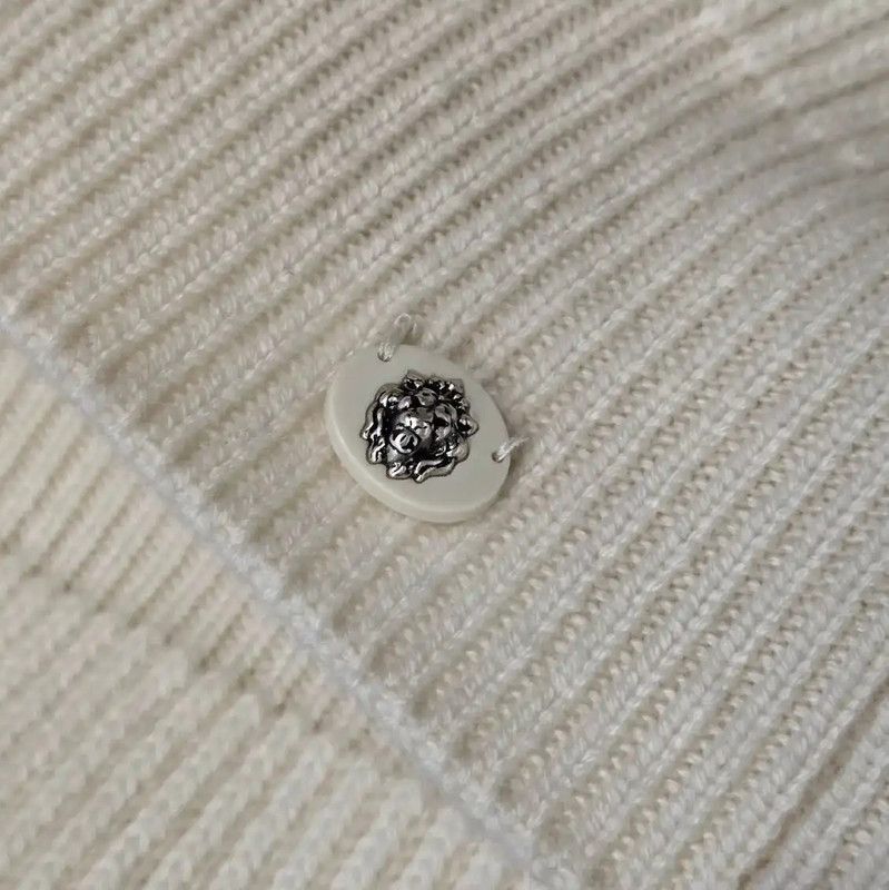 Chanel Chanel Cream Cashmere Long Sleeve Sweater 0089 Size M / US 6-8 / IT 42-44 - 5 Thumbnail
