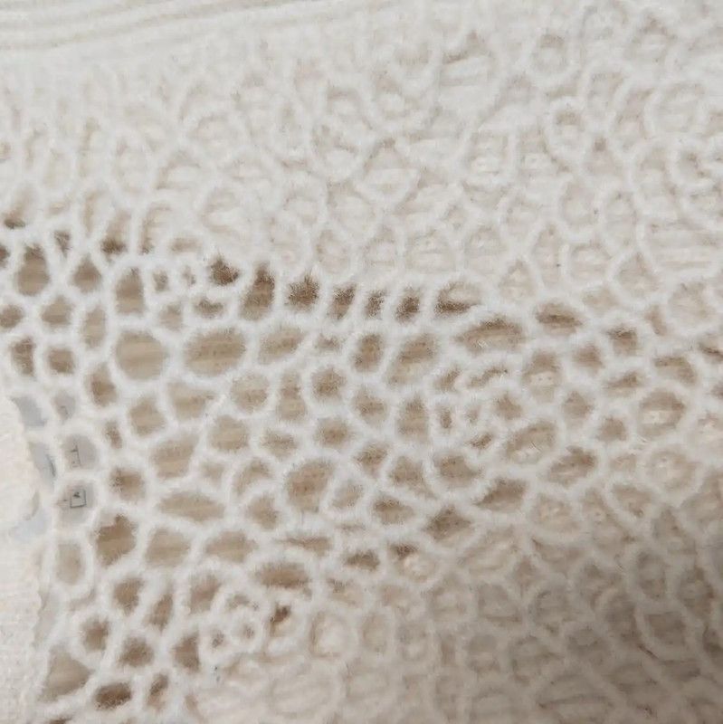Chanel Chanel Cream Cashmere Long Sleeve Sweater 0089 Size M / US 6-8 / IT 42-44 - 4 Thumbnail