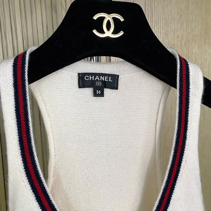 Chanel Chanel Summer White Cashmere Sleeveless Top 0089 Size S / US 4 / IT 40 - 8 Thumbnail