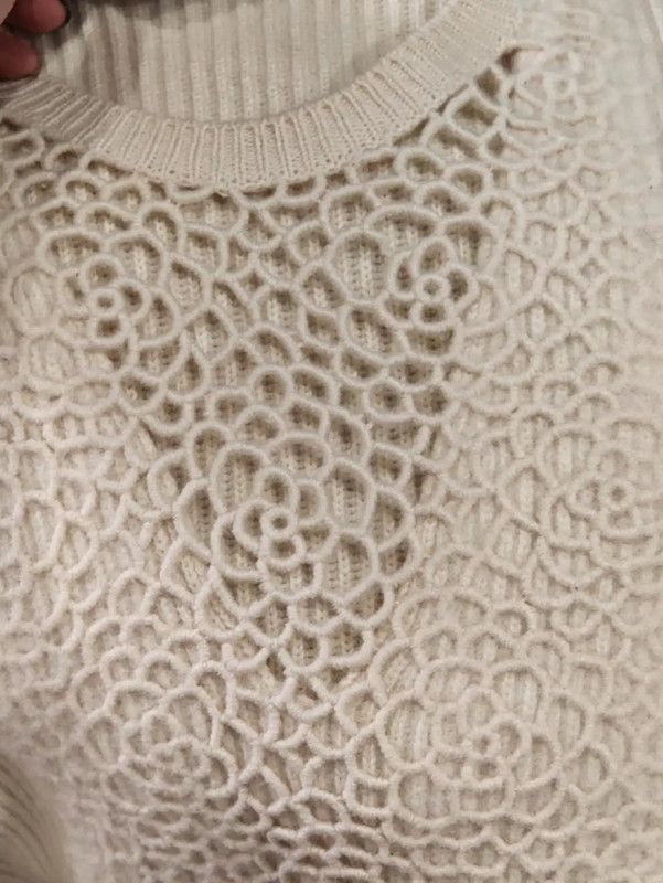 Chanel Chanel Winter Cream Cashmere Sweater 0089 Size L / US 10 / IT 46 - 8 Thumbnail