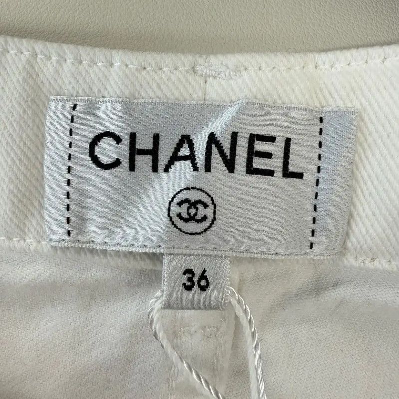 Chanel Chanel White Cotton Ladies Jeans 0089 Size 27" / US 4 / IT 40 - 3 Thumbnail