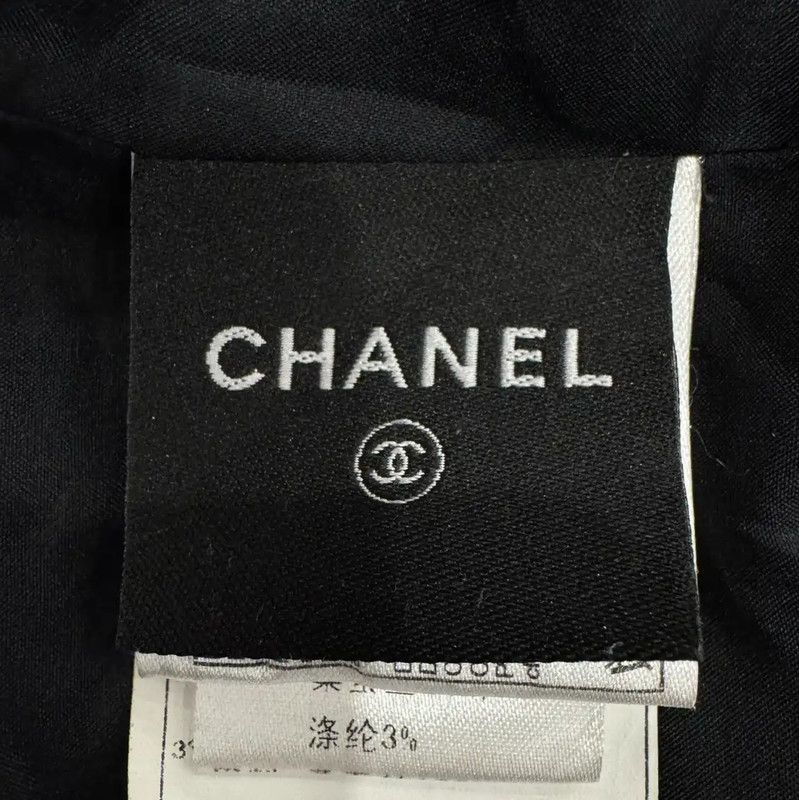 Chanel Chanel Black Cropped Nylon T-Shirt for Women 0089 Size S / US 4 / IT 40 - 5 Thumbnail
