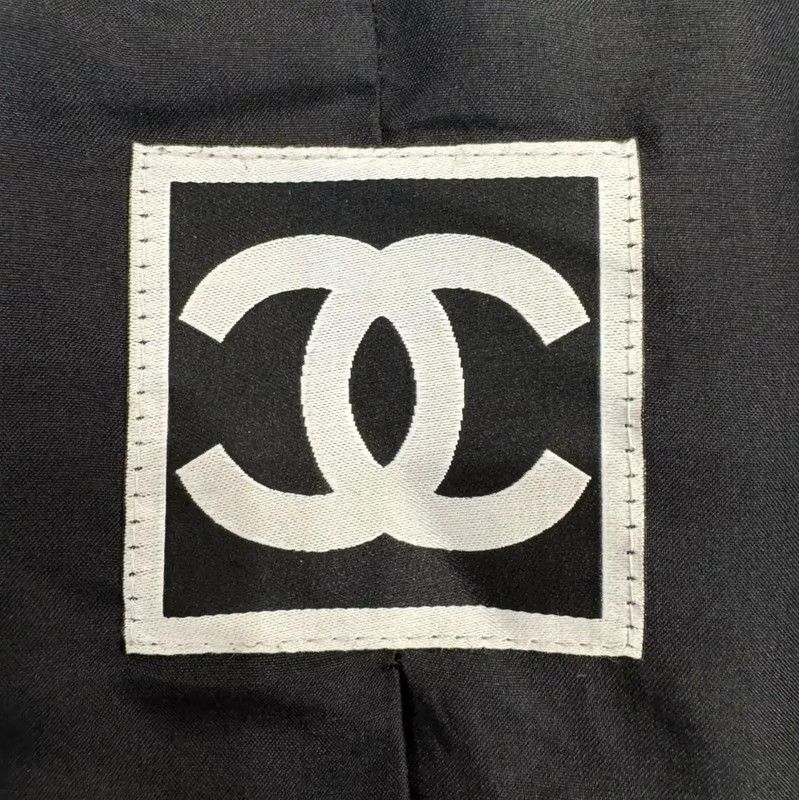 Chanel Chanel Black Cropped Nylon T-Shirt for Women 0089 Size S / US 4 / IT 40 - 4 Thumbnail