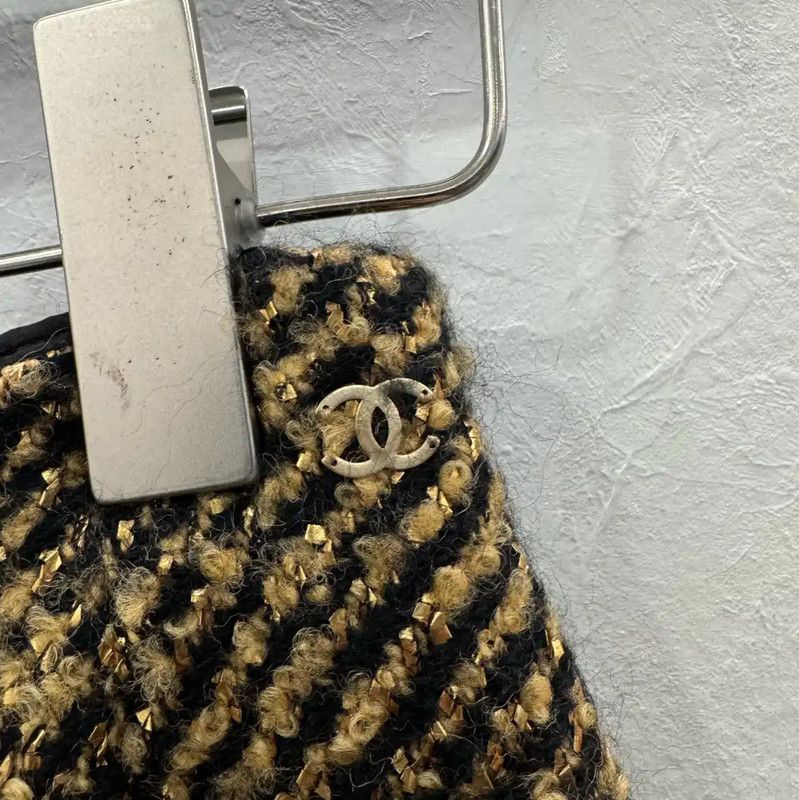 Chanel Chanel S Gold Wool Skirt 0089 Size 23" - 4 Thumbnail