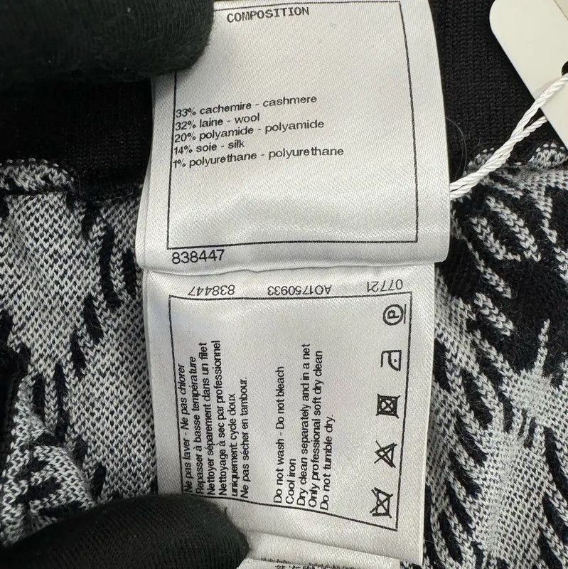 Chanel Chanel Black Cashmere Casual Pants for Women 0089 Size 30" / US 8 / IT 44 - 6 Thumbnail