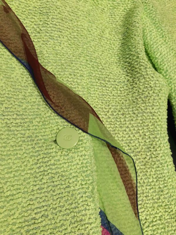 Chanel Chanel Green Wool Ruffled Sweater for Women 0089 Size M / US 6-8 / IT 42-44 - 3 Thumbnail