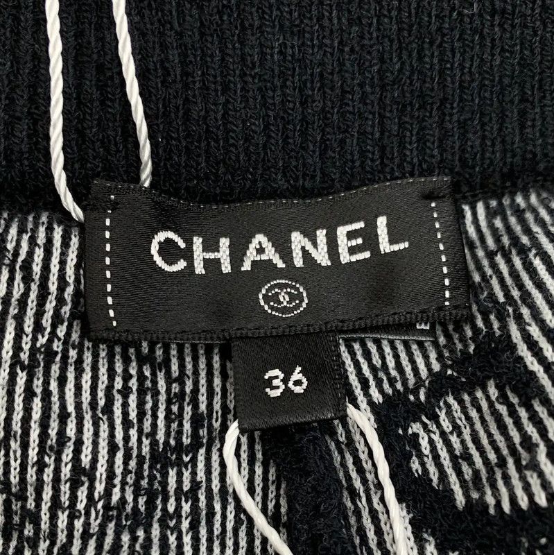 Chanel Chanel Black Cotton Women's Shorts 0089 Size 23" - 6 Thumbnail