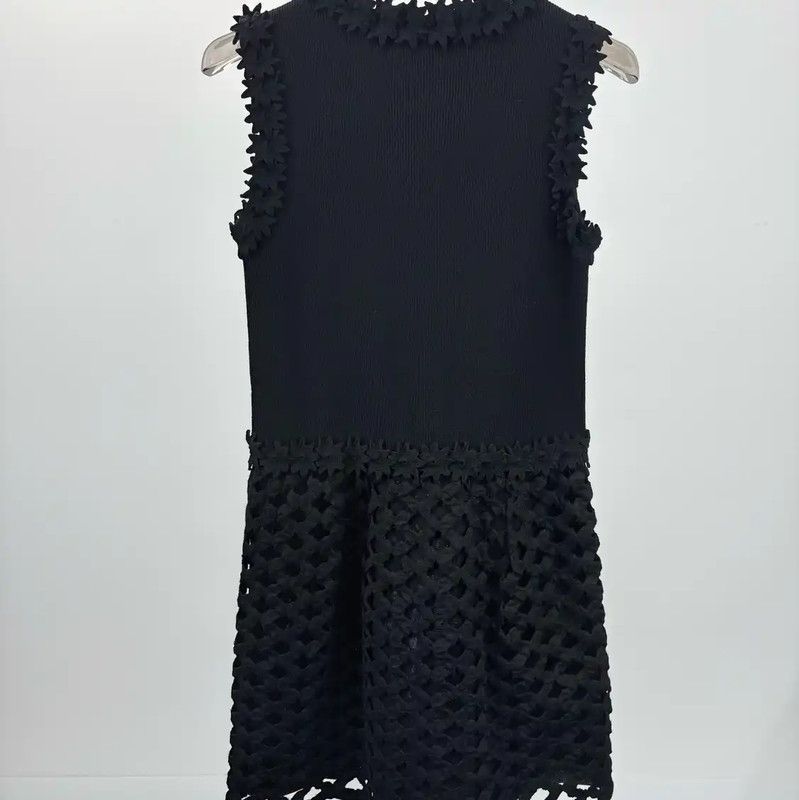 Chanel Chanel Black Midi Dress with Floral Details 0089 Size M / US 6-8 / IT 42-44 - 2 Thumbnail
