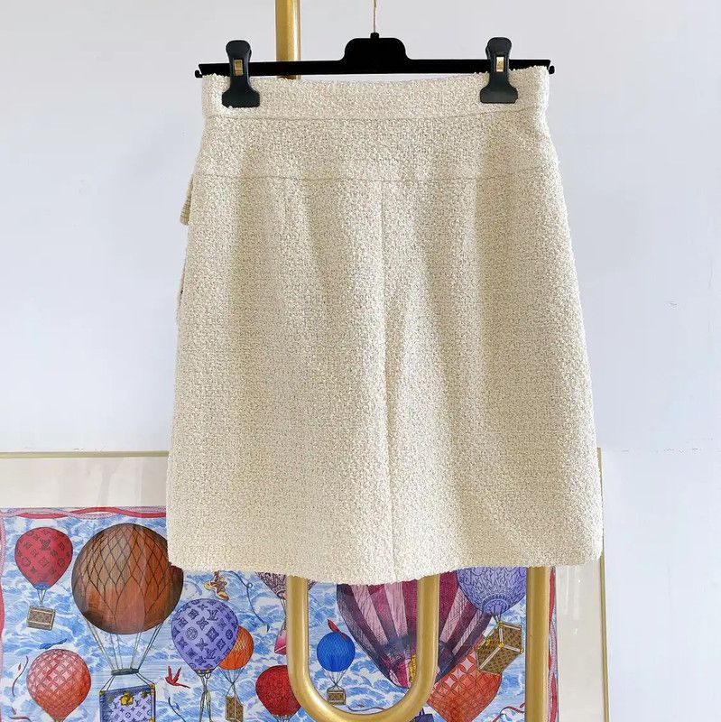 Chanel Chanel White Cotton Short Skirt for Women 0089 Size 23" - 2 Thumbnail