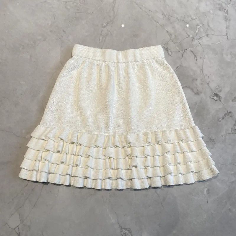 Chanel Chanel White Knit Ruffled Skirt for Women 0089 Size 23" - 2 Thumbnail