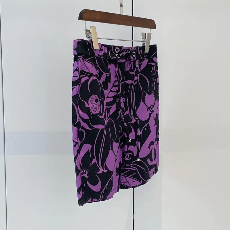 Chanel Chanel Purple Floral Cotton Summer Shorts 0089 Size 28" / US 6 / IT 42 - 2 Thumbnail
