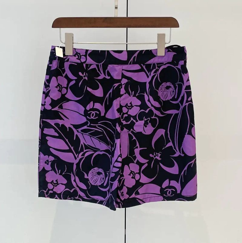 Chanel Chanel Purple Floral Cotton Summer Shorts 0089 Size 28" / US 6 / IT 42 - 4 Thumbnail