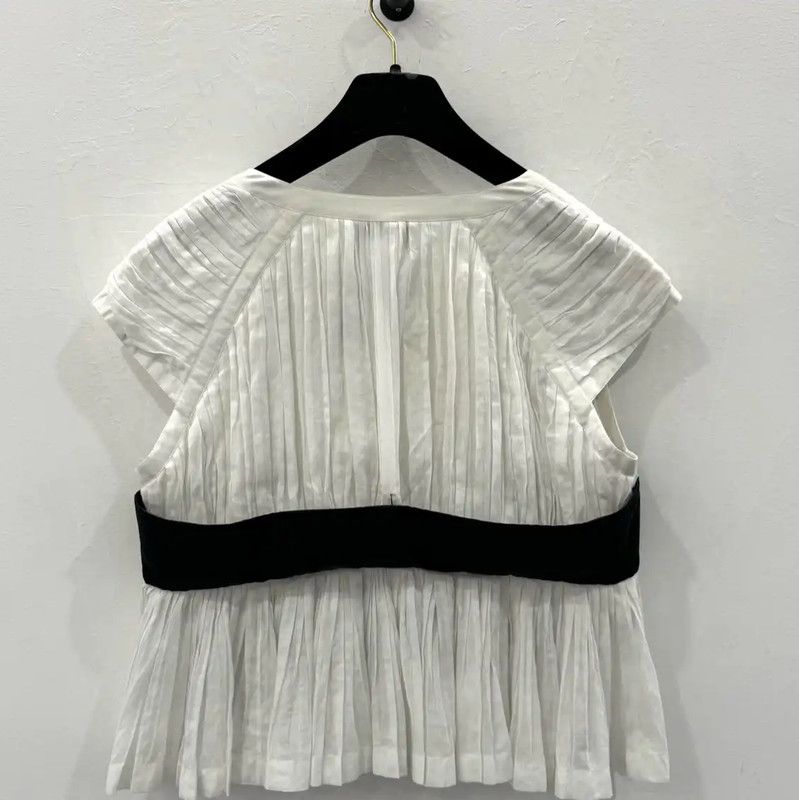 Chanel Chanel White Cotton Pleated T-Shirt for Women 0089 Size XL / US 12-14 / IT 48-50 - 2 Thumbnail