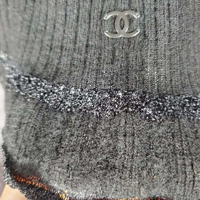 Chanel Chanel Black Cashmere Long Sleeve Top 0089 Size M / US 6-8 / IT 42-44 - 5 Thumbnail