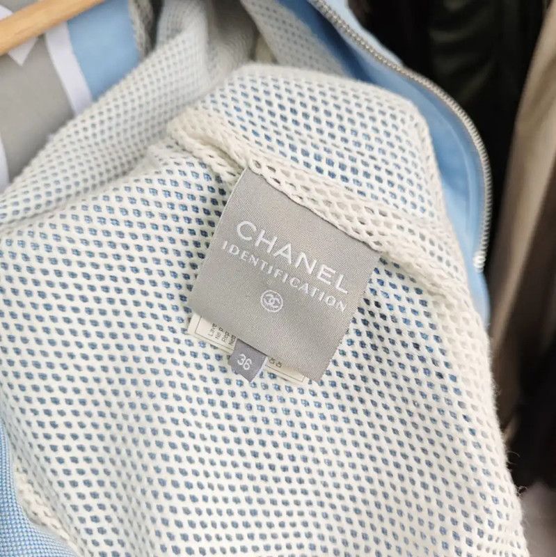 Chanel Chanel Light Blue Cotton Jacket for Women 0089 Size L / US 10 / IT 46 - 4 Thumbnail