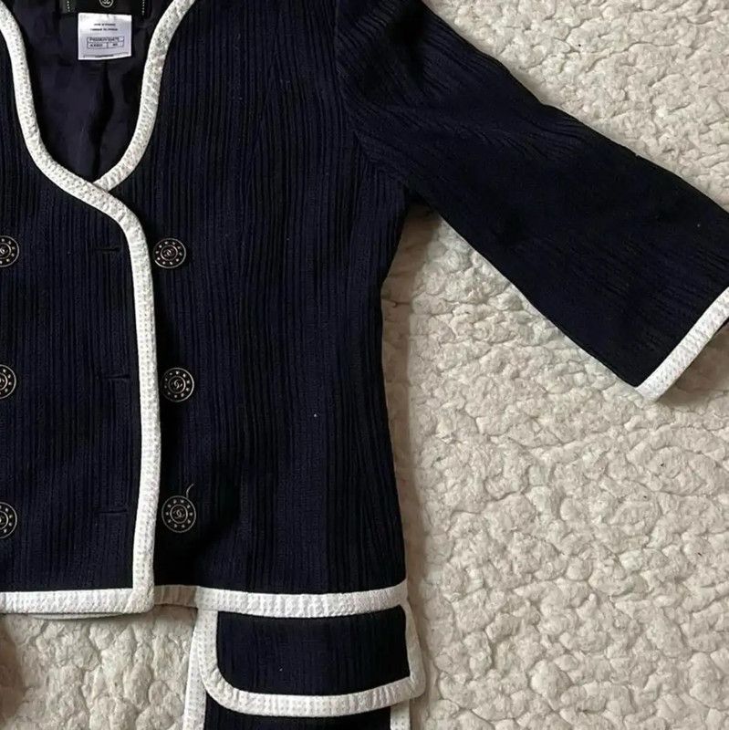 Chanel Chanel Black Women's Jacket with White Trim 0089 Size M / US 6-8 / IT 42-44 - 8 Thumbnail