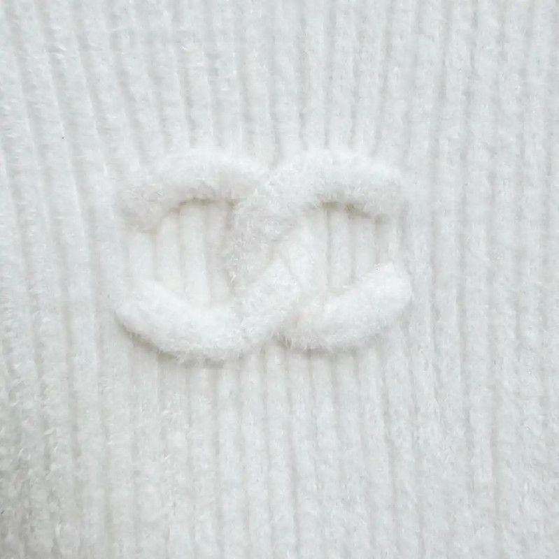 Chanel Chanel White Long Sleeve Pullover Sweater 0089 Size S / US 4 / IT 40 - 2 Thumbnail