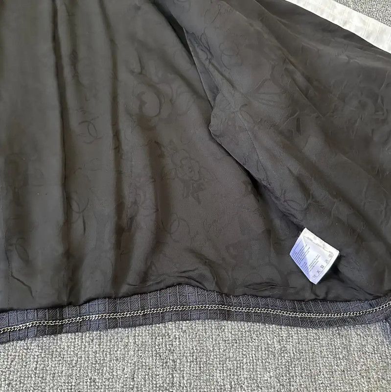 Chanel Chanel White and Black Wool Jacket 0089 Size S / US 4 / IT 40 - 7 Thumbnail