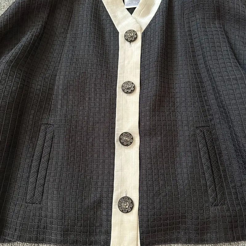 Chanel Chanel White and Black Wool Jacket 0089 Size S / US 4 / IT 40 - 2 Thumbnail