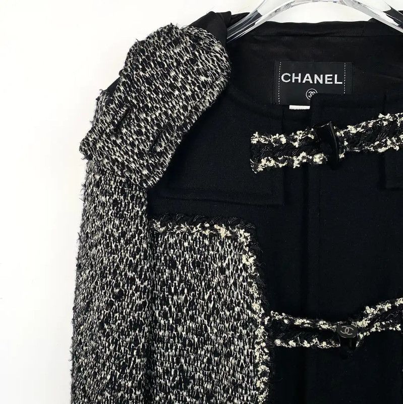 Chanel Chanel Black Wool Women's Coat 0089 Size XXS / US 00 / IT 34 - 3 Thumbnail