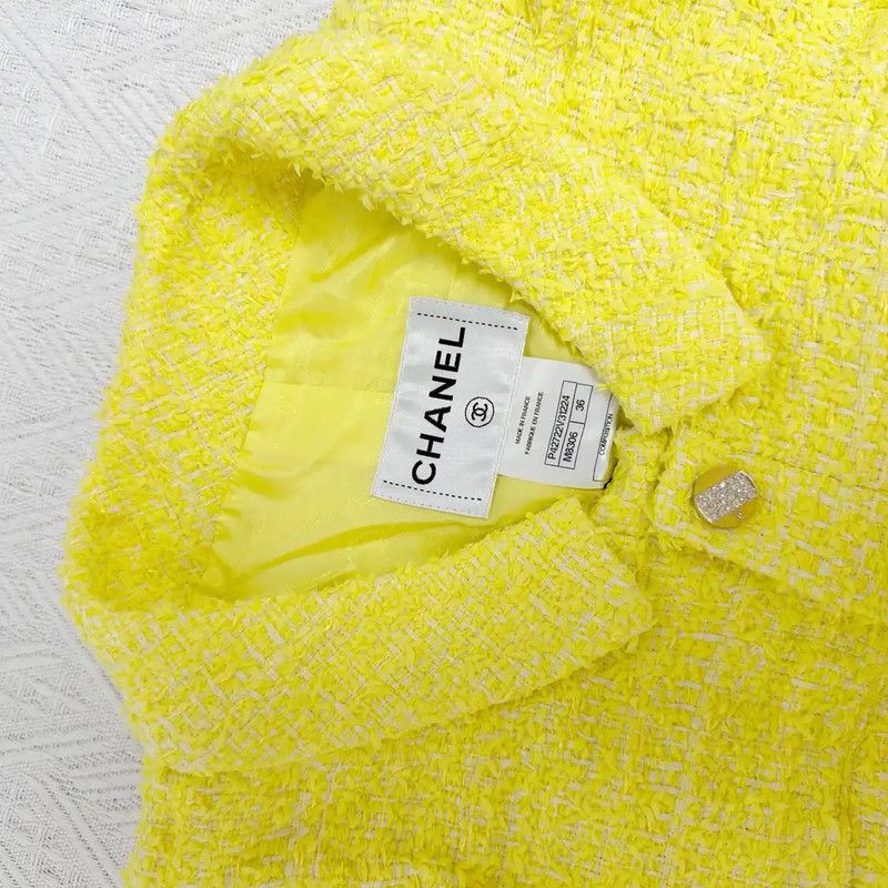 Chanel Chanel Yellow Tweed Short Sleeve Cardigan 0089 Size S / US 4 / IT 40 - 6 Thumbnail