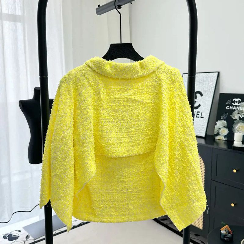 Chanel Chanel Yellow Tweed Short Sleeve Cardigan 0089 Size S / US 4 / IT 40 - 2 Thumbnail