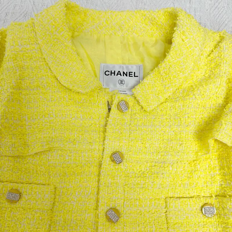 Chanel Chanel Yellow Tweed Short Sleeve Cardigan 0089 Size S / US 4 / IT 40 - 4 Thumbnail