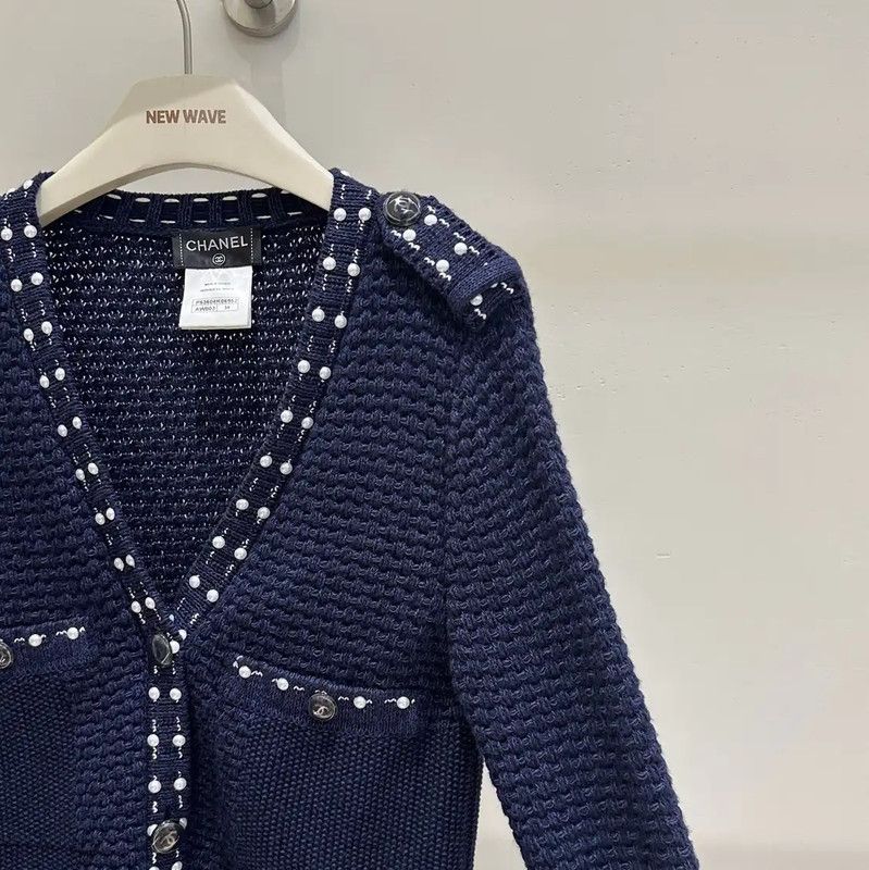 Chanel Chanel Navy Long Sleeve Cotton Sweater 0089 Size XS / US 0-2 / IT 36-38 - 4 Thumbnail
