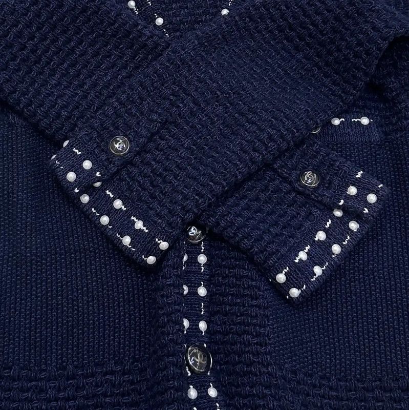 Chanel Chanel Navy Long Sleeve Cotton Sweater 0089 Size XS / US 0-2 / IT 36-38 - 6 Thumbnail