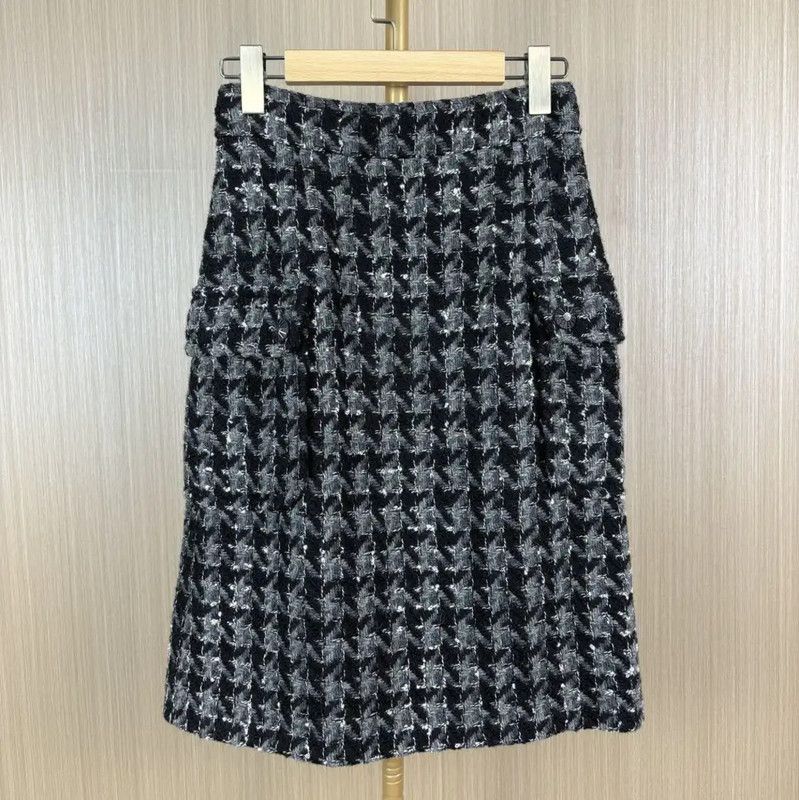 Chanel Chanel Colorblock Wool Midi Skirt 0089 Size 26" / US 2 / IT 38 - 2 Thumbnail