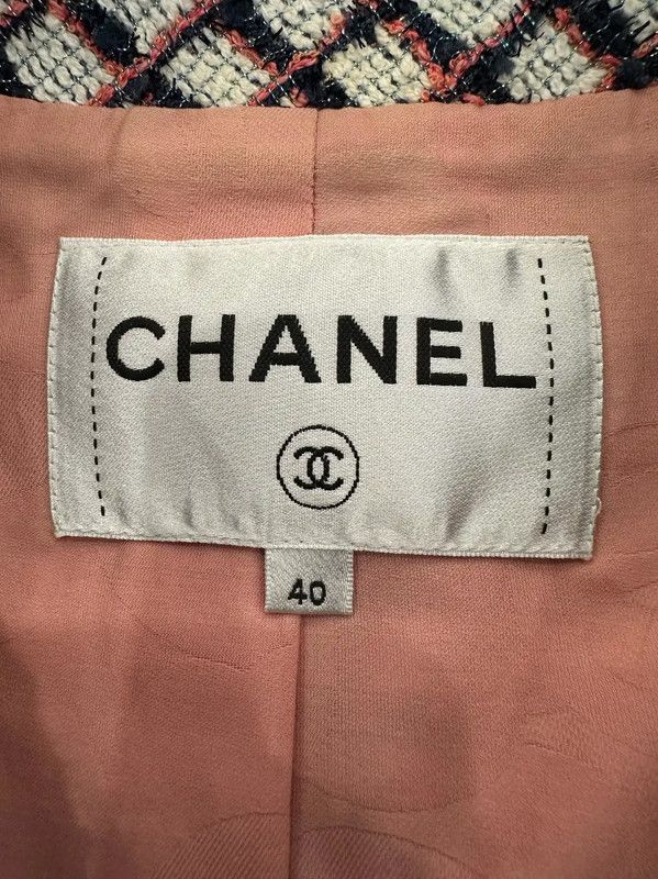 Chanel CHANEL Women's White Cashmere Jacket Size L 0089 Size L / US 10 / IT 46 - 5 Thumbnail