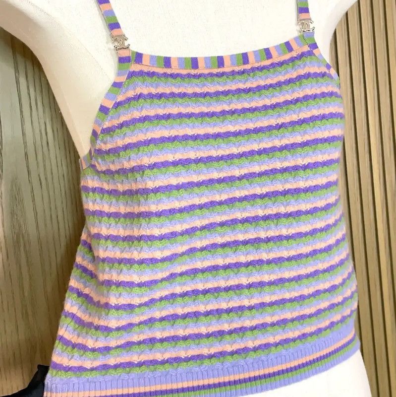 Chanel Chanel Lavender Cashmere Sleeveless Cropped Top 0089 Size S / US 4 / IT 40 - 7 Thumbnail
