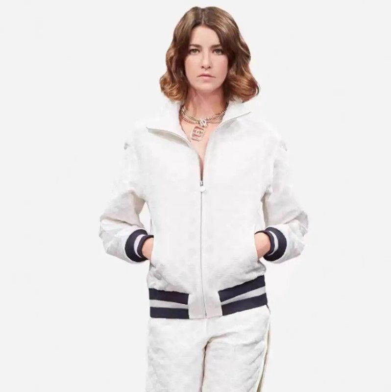 Chanel Chanel White Quilted Polyester Jacket 0089 Size S / US 4 / IT 40 - 8 Thumbnail