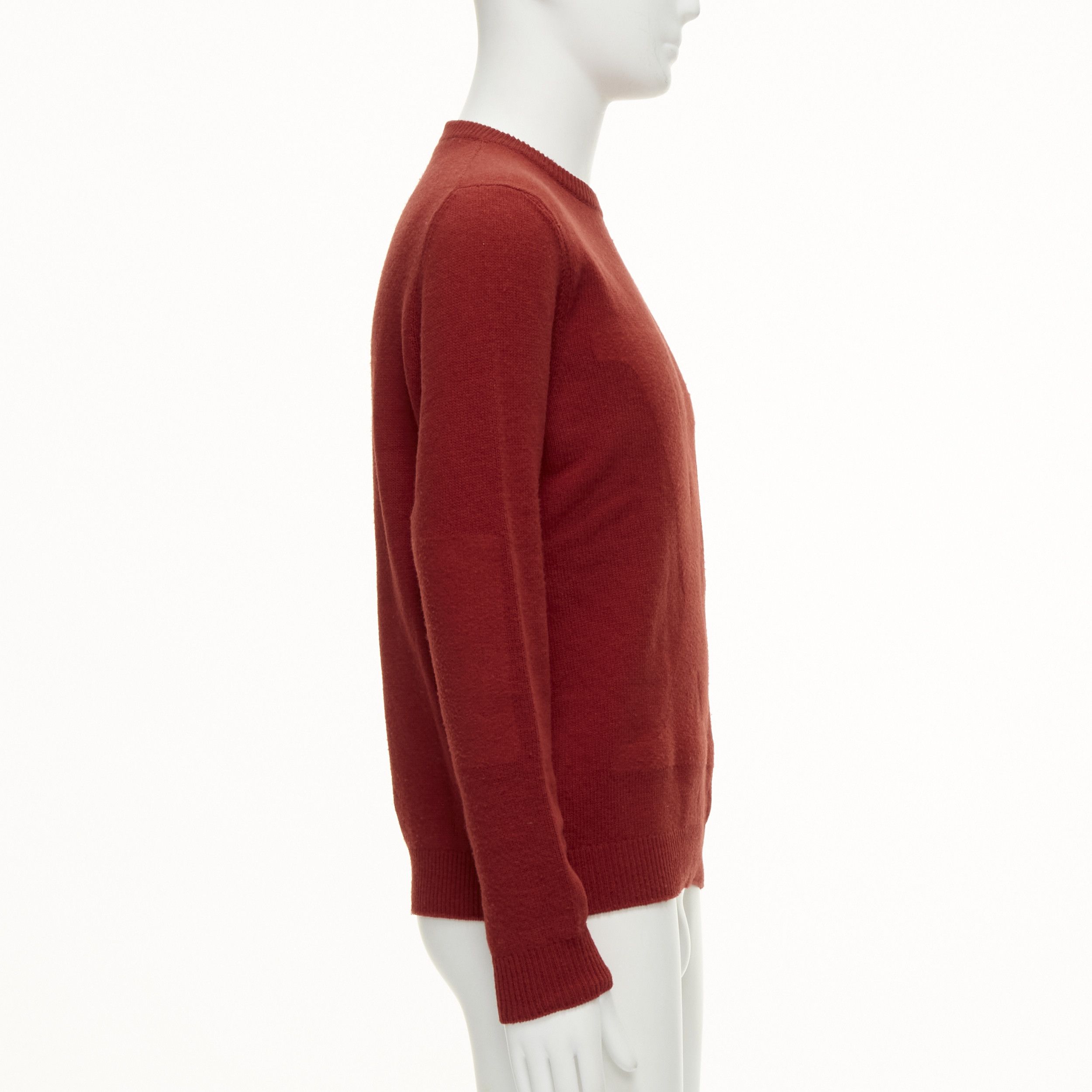 Louis Vuitton LOUIS VUITTON 100% wool red LV oversized logo long sleeve crew sweater M Size M / US 6-8 / IT 42-44 - 4 Thumbnail