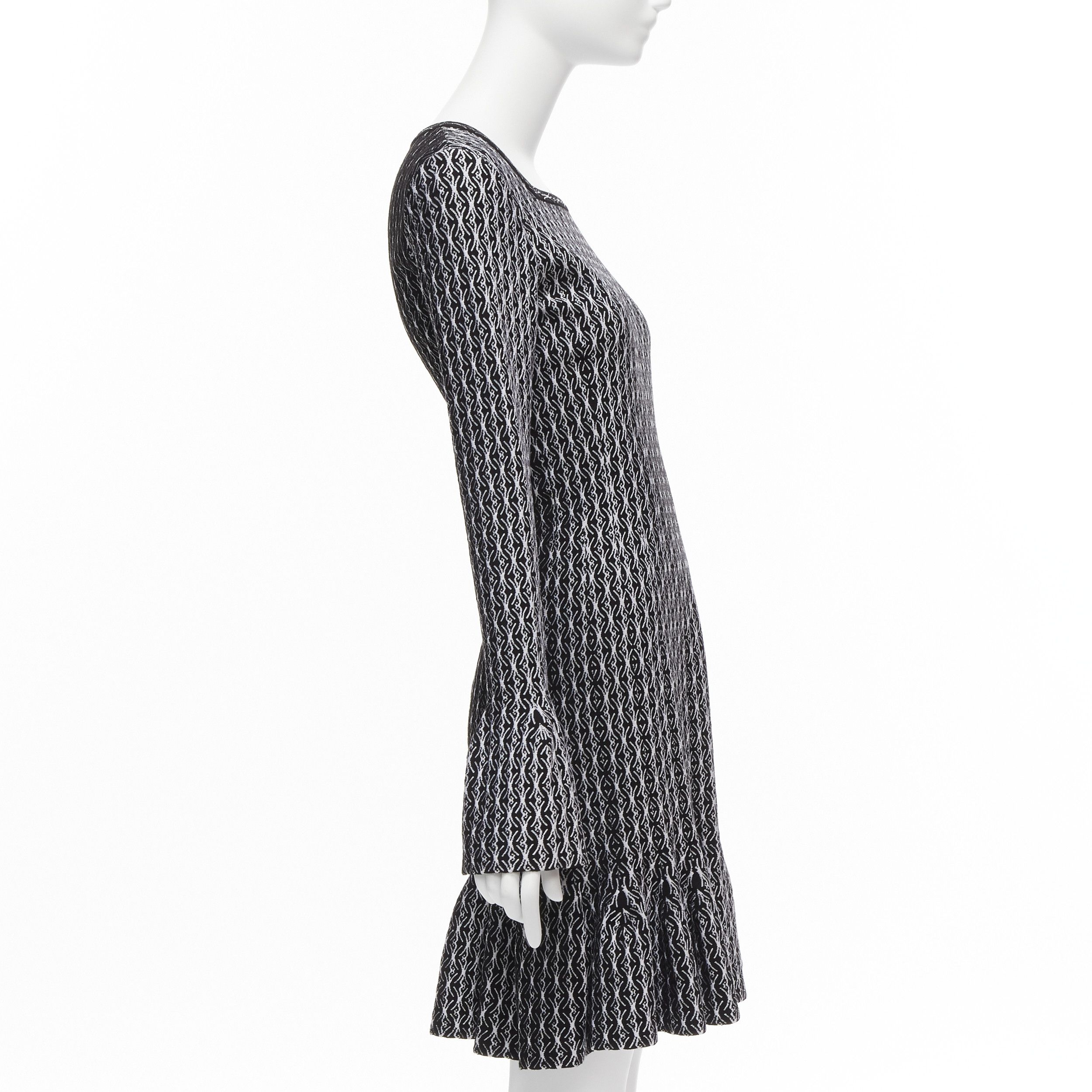 Alaia new ALAIA black white wool jacquard square neck flared hem cocktail dress FR38 M Size M / US 6-8 / IT 42-44 - 4 Thumbnail