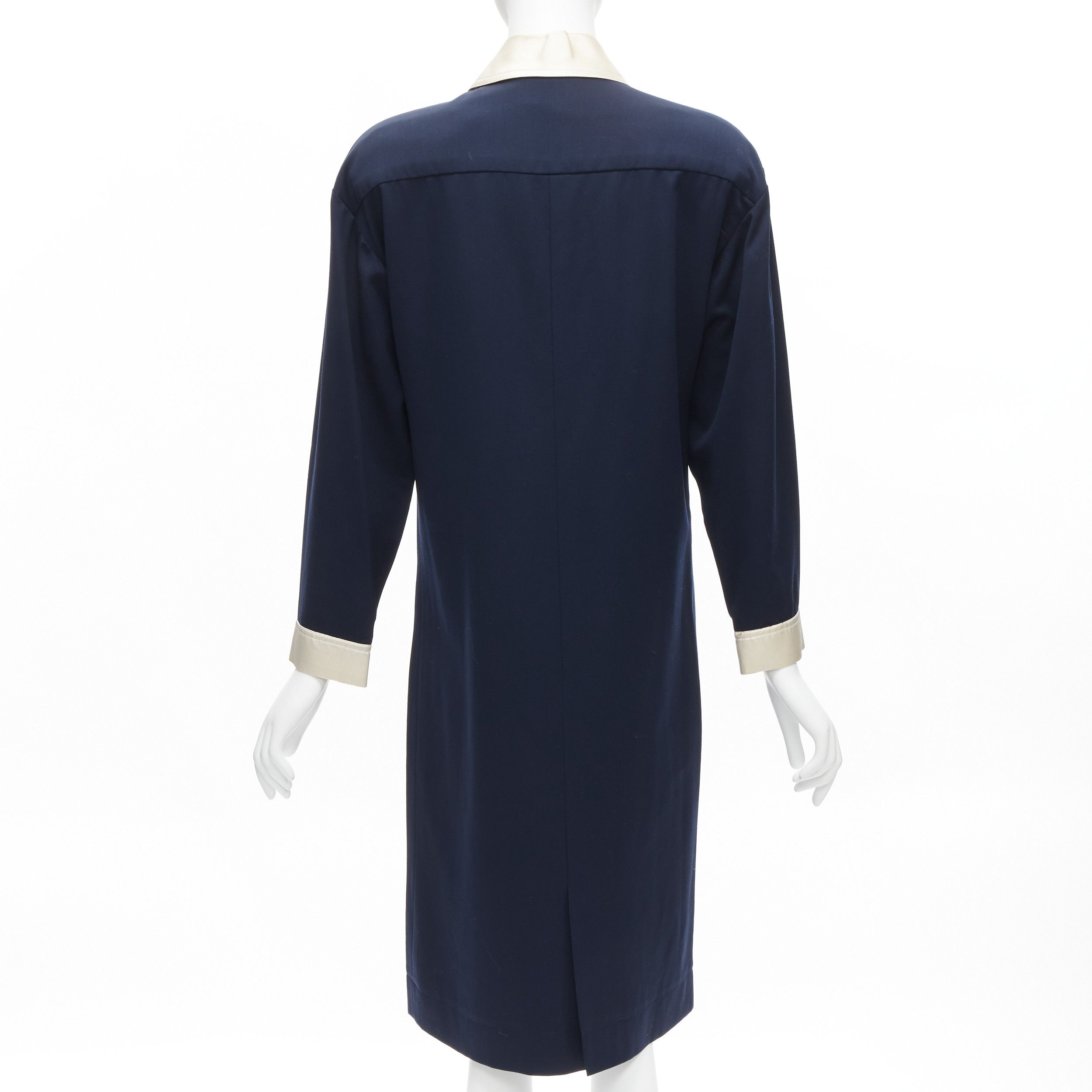 Chanel CHANEL Vintage gold pearl button cream navy two tone wool silk dress FR36 S Size S / US 4 / IT 40 - 5 Thumbnail