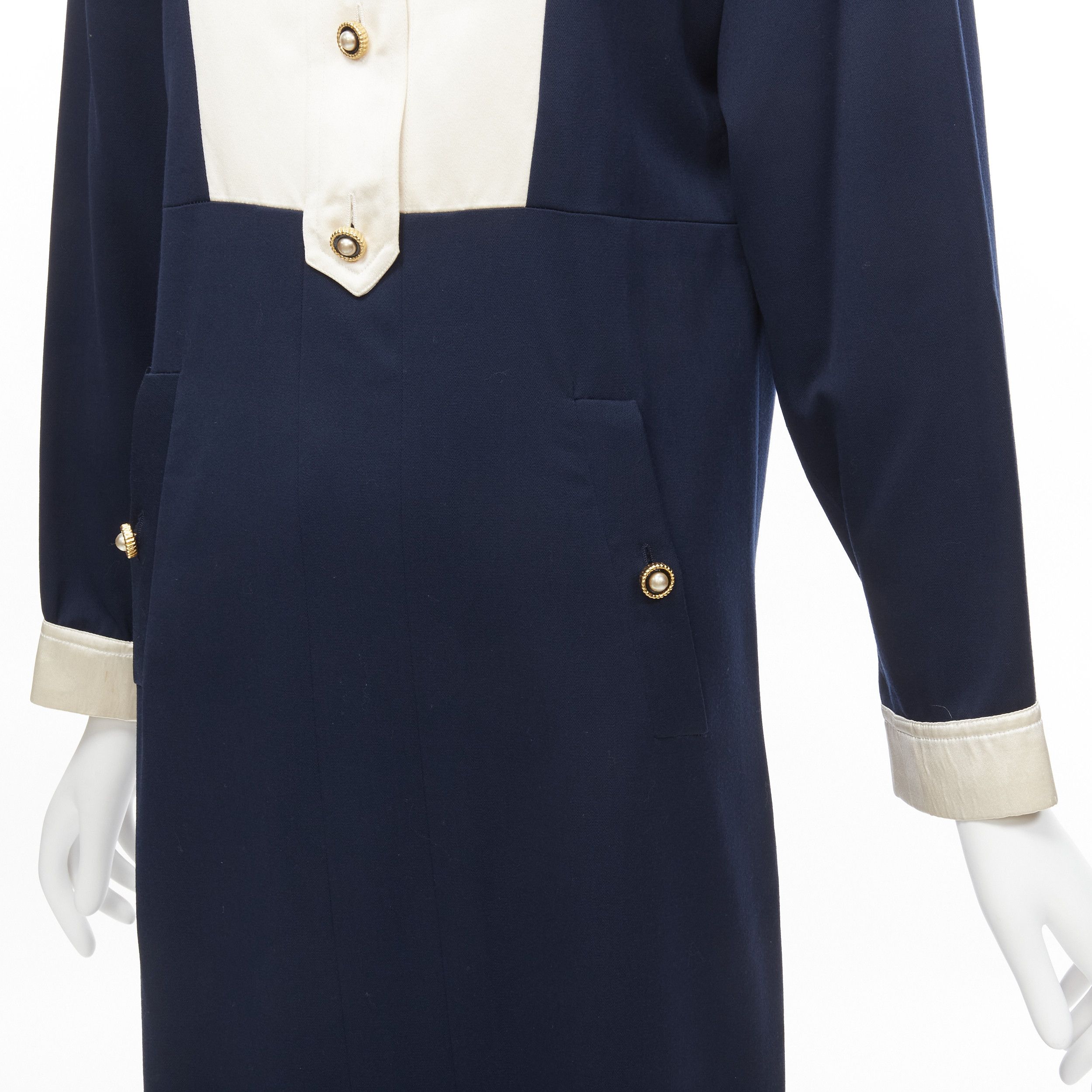 Chanel CHANEL Vintage gold pearl button cream navy two tone wool silk dress FR36 S Size S / US 4 / IT 40 - 7 Thumbnail